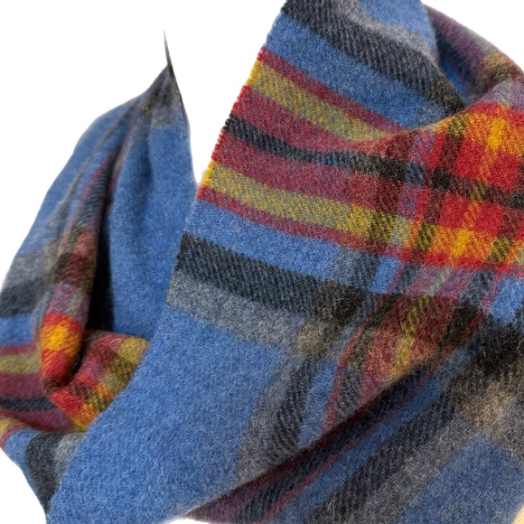 John Hanly & Co. 100% Lambswool Tartan Scarf  🇮🇪– Blue, Red & Yellow Plaid - Picture 5 of 8